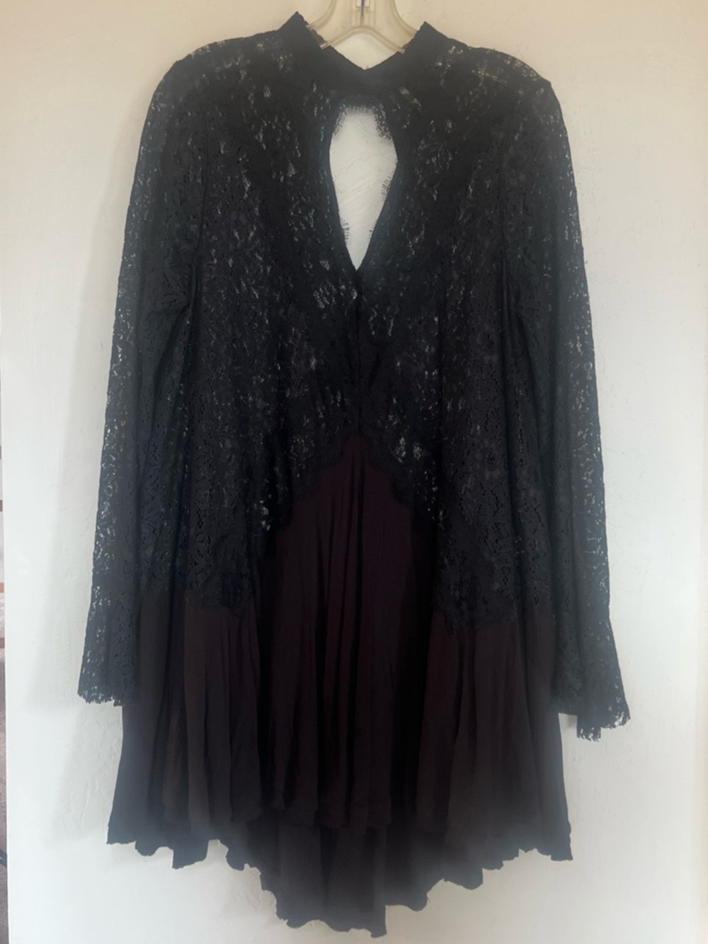 Free People SZ L Black Tell Tale Heart Lace Whimsigoth
Fairy Tunic Swing Top - Picture 5 of 10